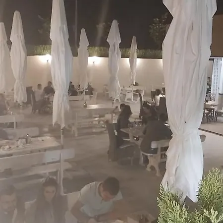 فندق Dream ستارا زاغورا