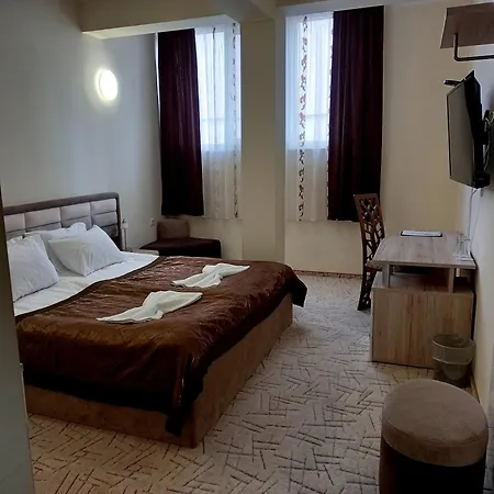 Dream فندق ستارا زاغورا